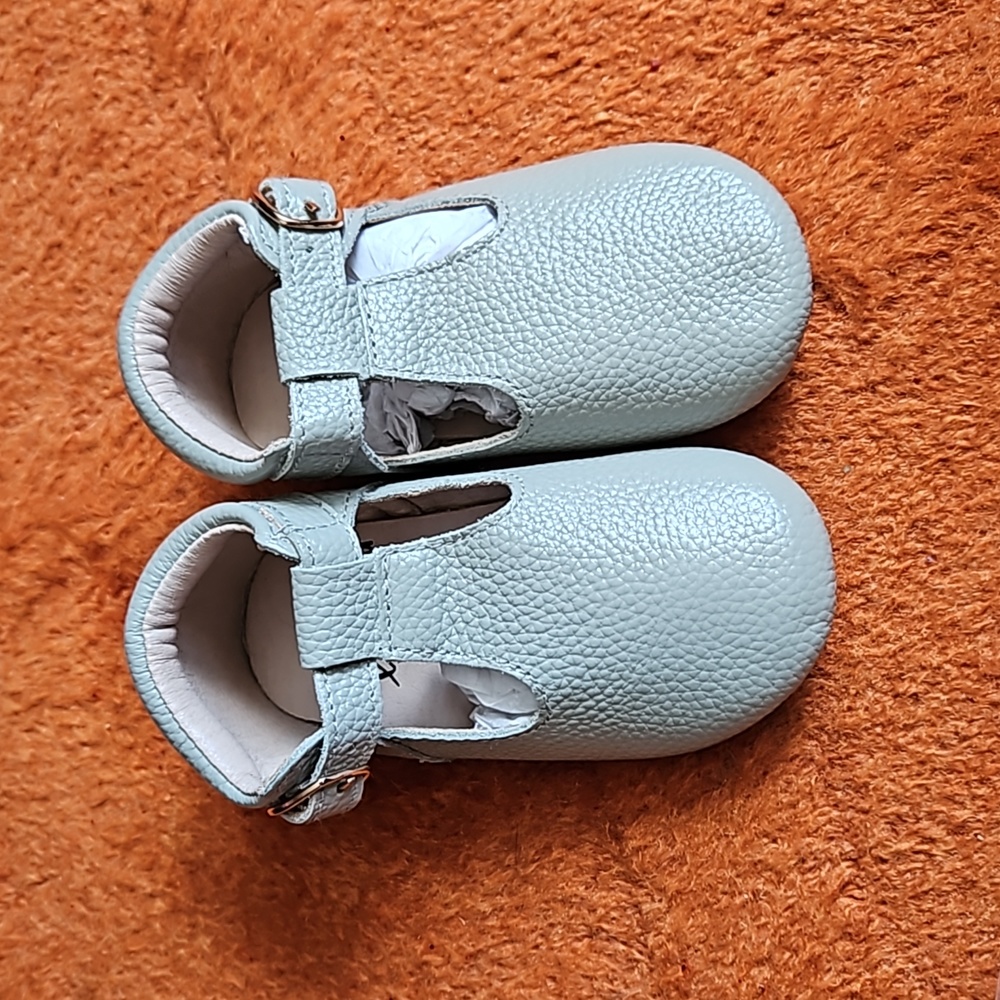 Gray Tstraps from Monkey Feet